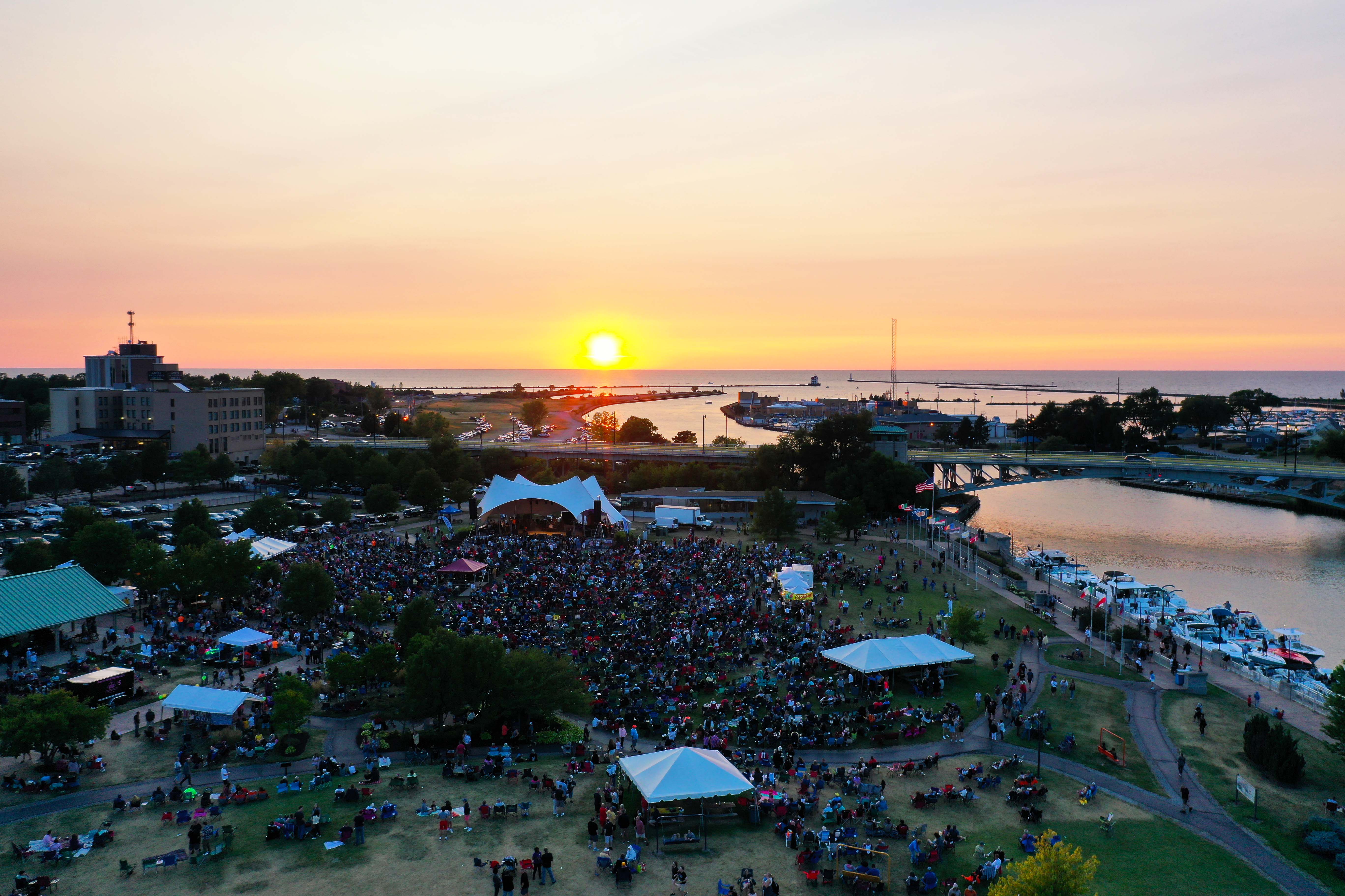 Rockin' on the River concert series in Lorain, Ohio